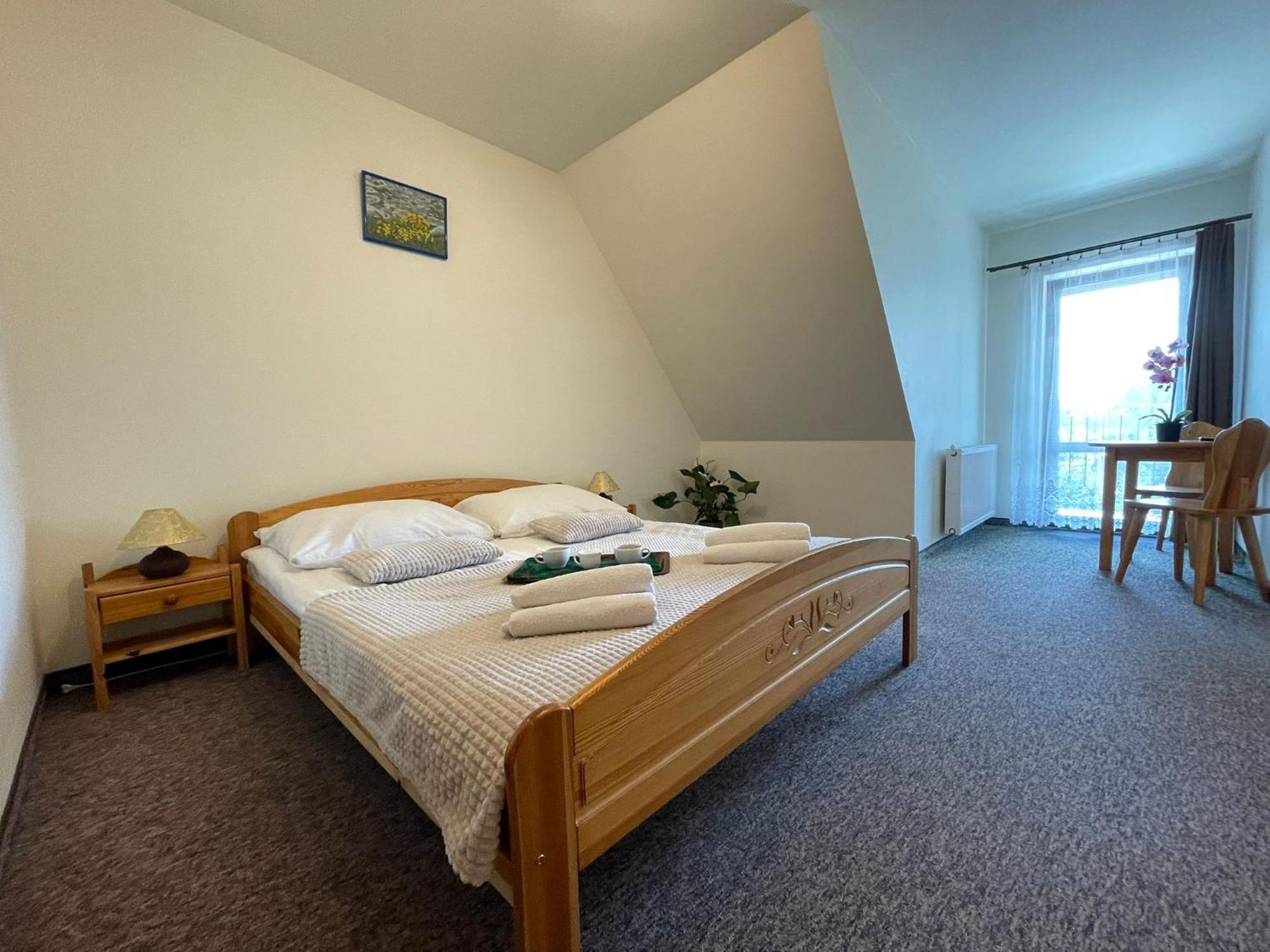 Skalny Brzeg Hotell Czarna Góra Eksteriør bilde