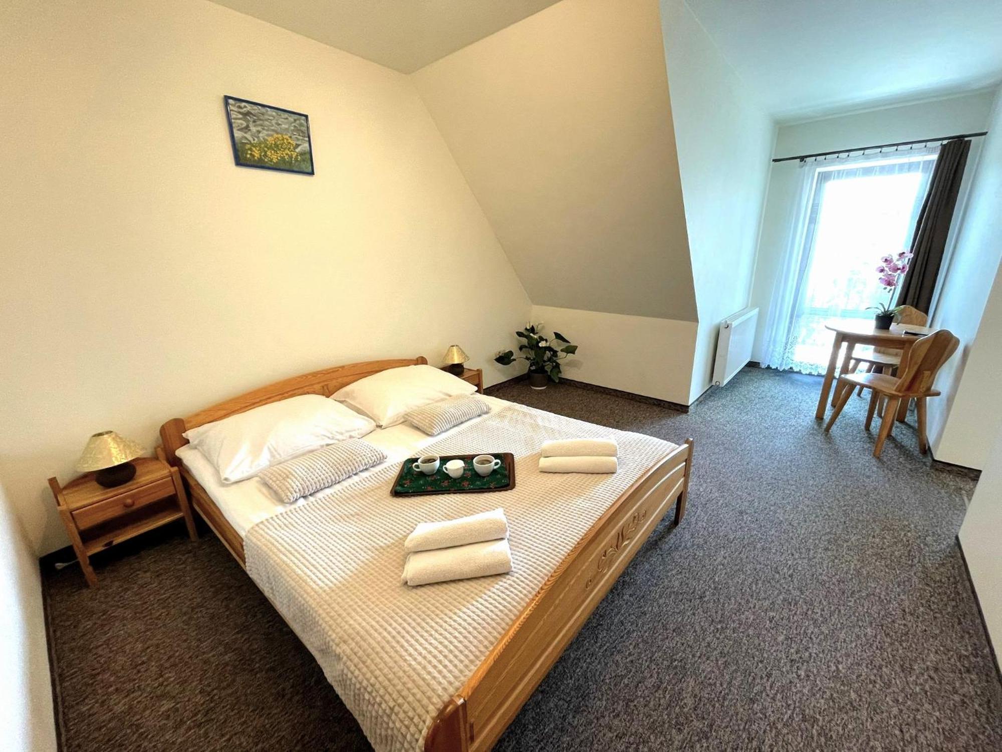 Skalny Brzeg Hotell Czarna Góra Eksteriør bilde